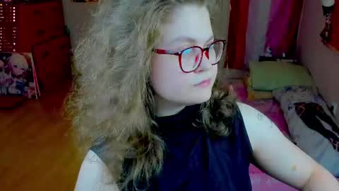 Snapshot of sashy_way chatting on 07.03.26 .Alexandra online show from 07.03.26