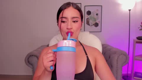 Snapshot of saskia_litt chatting on 09.14.25 saskia litt online show from 09.14.25