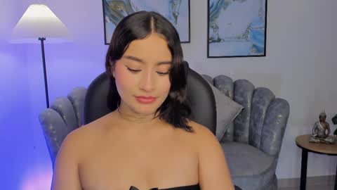 Snapshot of saskia_litt chatting on 10.17.25 saskia litt online show from 10.17.25