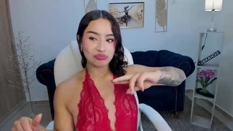 Snapshot of saskia_litt chatting on 10.22.25 saskia litt online show from 10.22.25