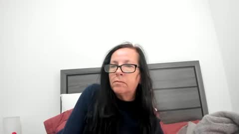 Sassiest Peach Goddess online show from 11.20.25