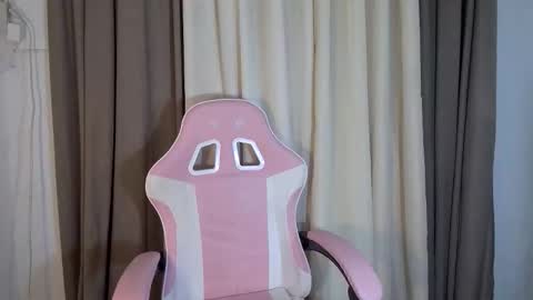 sassy_jenny8 online show from 11.05.25