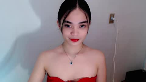 Snapshot of sassy_keath chatting on 05.22.26 Keath online show from 05.22.26