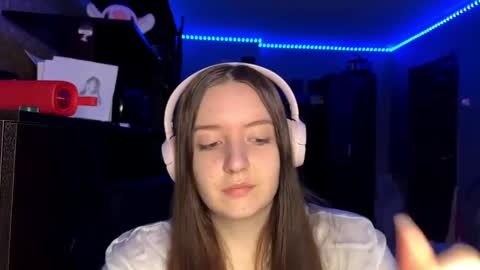 Marmulka or Mary online show from 09.16.25