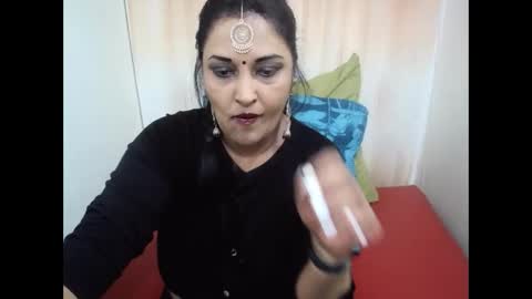 Snapshot of sassyindian00 chatting on 10.20.25 sassyindian00 online show from 10.20.25