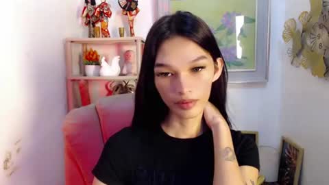 Snapshot of sassynrich chatting on 06.12.26 sassynrich online show from 06.12.26