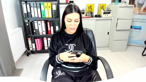 sassytiff online show from 09.26.25