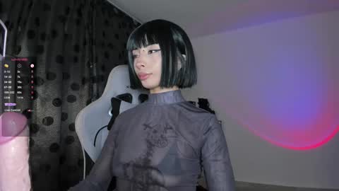 Snapshot of satanbabee_ chatting on 03.07.25    im expecting 300 thumbs up on my altar online show from 03.07.25