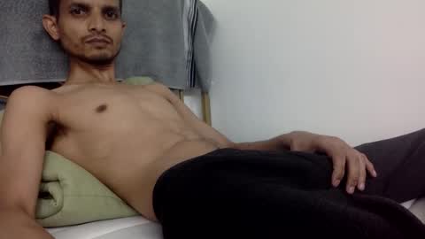 Snapshot of satrcam chatting on 11.12.25 dnik online show from 11.12.25