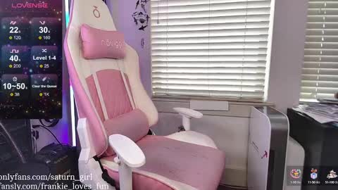 Snapshot of saturnine_princess chatting on 09.08.25 Saturn Girl online show from 09.08.25