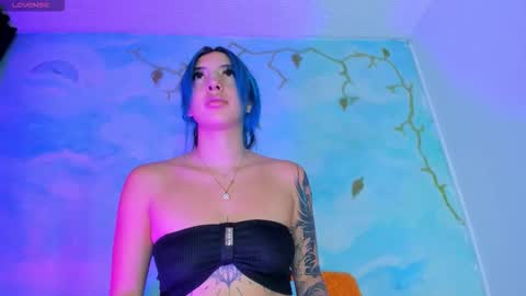 Saturnooo online show from 10.08.25