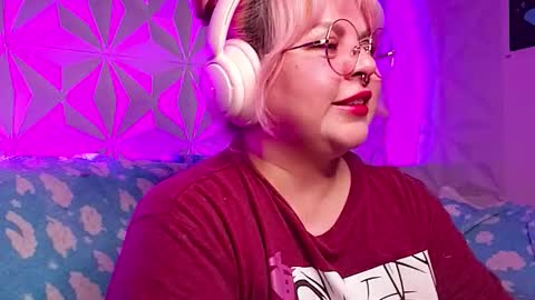 Gina George online show from 03.06.26