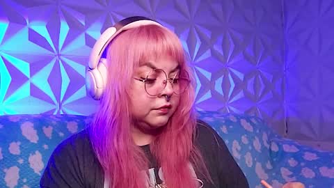 Gina George online show from 04.10.26