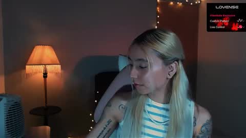 I AM JENN  online show from 01.17.25