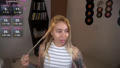 I AM JENN  online show from 09.16.25