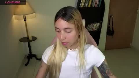 I AM JENN  online show from 01.11.26