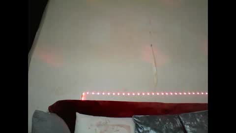 Shaniiice online show from 12.26.24