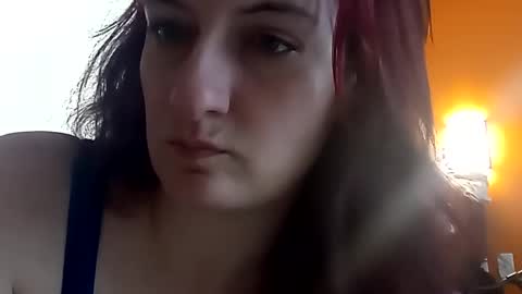 SnowBunny online show from 01.08.25