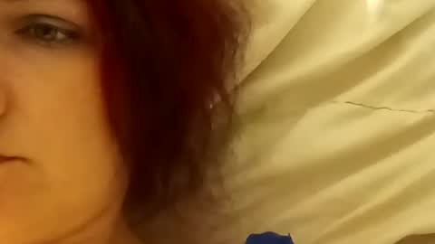 SnowBunny online show from 01.09.25