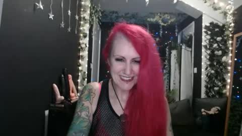 Snapshot of saucysky chatting on 01.15.25 SaucySky online show from 01.15.25
