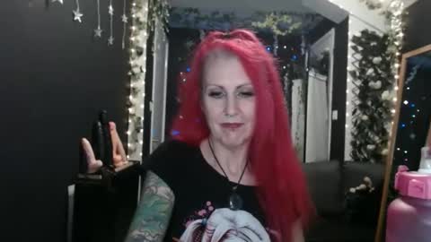 Snapshot of saucysky chatting on 01.22.25 SaucySky online show from 01.22.25