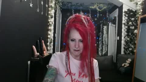 Snapshot of saucysky chatting on 02.11.25 SaucySky online show from 02.11.25