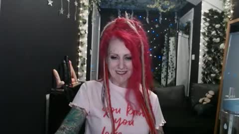 Snapshot of saucysky chatting on 02.12.25 SaucySky online show from 02.12.25