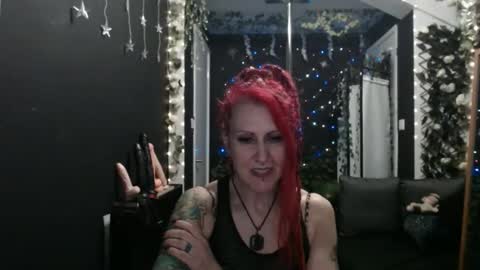 Snapshot of saucysky chatting on 02.20.25 SaucySky online show from 02.20.25