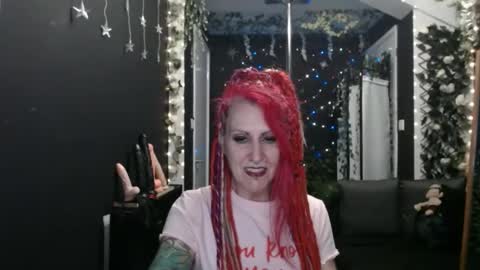 Snapshot of saucysky chatting on 02.20.25 SaucySky online show from 02.20.25