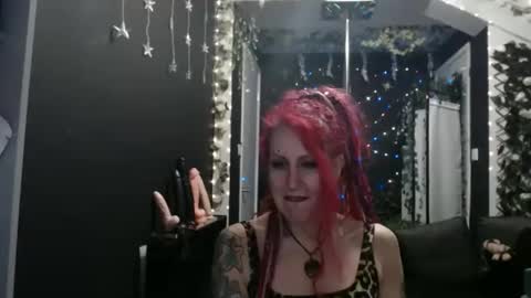 Snapshot of saucysky chatting on 02.27.25 SaucySky online show from 02.27.25