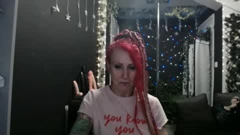 Snapshot of saucysky chatting on 03.11.25 SaucySky online show from 03.11.25