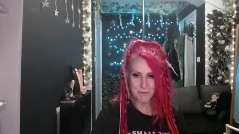 SaucySky online show from 09.23.25