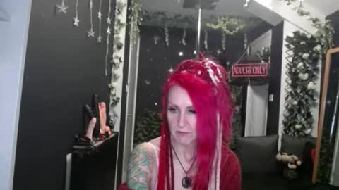 SaucySky online show from 02.14.26