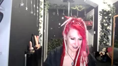 SaucySky online show from 03.30.26