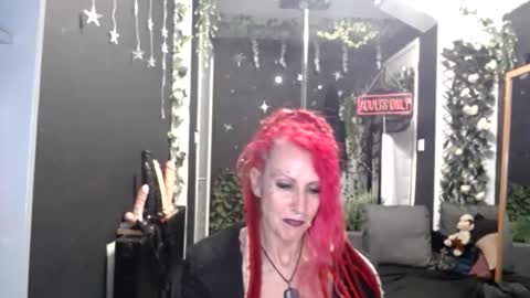 SaucySky online show from 04.09.26