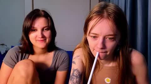 Snapshot of sav_anna chatting on 09.29.25 LUNA and ANNA    online show from 09.29.25