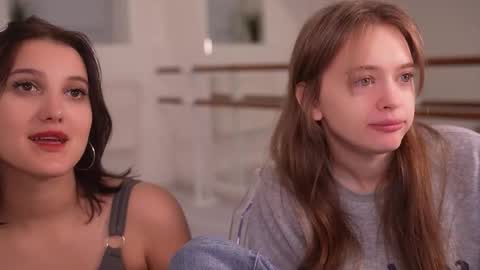 Snapshot of sav_anna chatting on 10.24.25 LUNA and ANNA    online show from 10.24.25