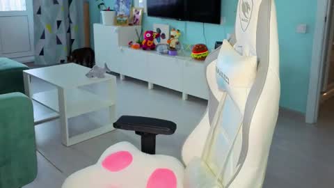 Ariel online show from 02.11.26