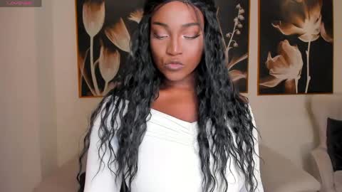 Snapshot of savannahstorm_ chatting on 05.11.26 S a v a n n a h online show from 05.11.26