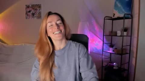 Snapshot of save_the_qween chatting on 10.25.25 save the qween online show from 10.25.25