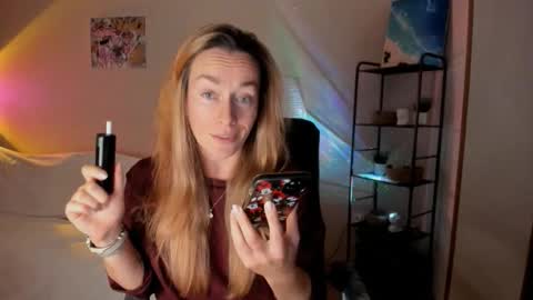 Snapshot of save_the_qween chatting on 10.27.25 save the qween online show from 10.27.25