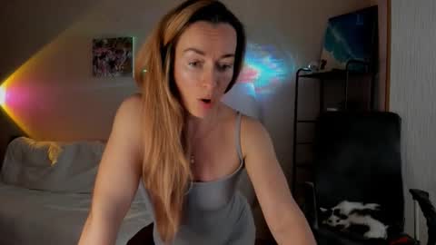 save the qween online show from 11.15.25