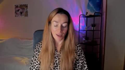 save the qween online show from 11.29.25