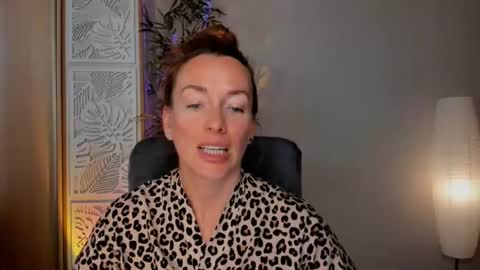 Snapshot of save_the_qween chatting on 06.30.26 save the qween online show from 06.30.26