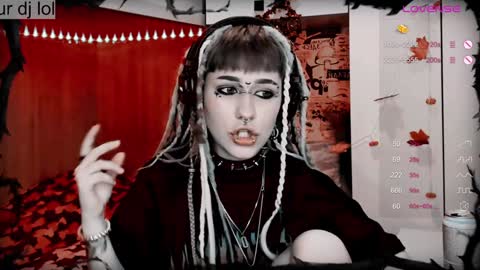 pronoun she. name Mary. age 21. online show from 12.23.24