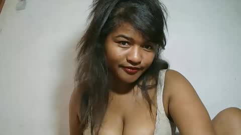 saylla1 online show from 02.03.26