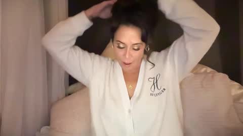 Snapshot of sayplsgdgrl chatting on 01.25.25 Good Girls Say Please...and Thank You online show from 01.25.25