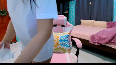 scarlett. online show from 12.17.25