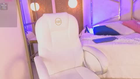 Snapshot of scarleett_johansson chatting on 02.14.26 Scarlett online show from 02.14.26