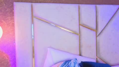 Scarlett online show from 04.16.26